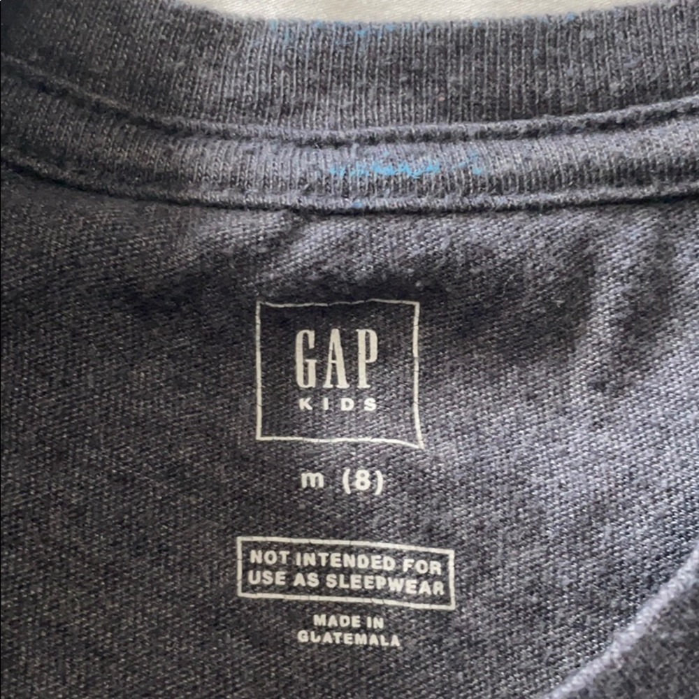 Shirts - Picture 14 of 16